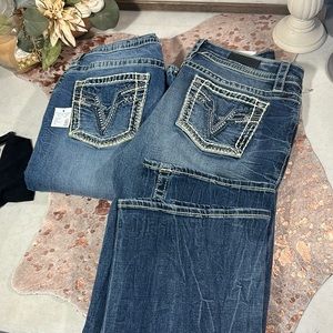 NWT Vigoss bootcut embellished jeans